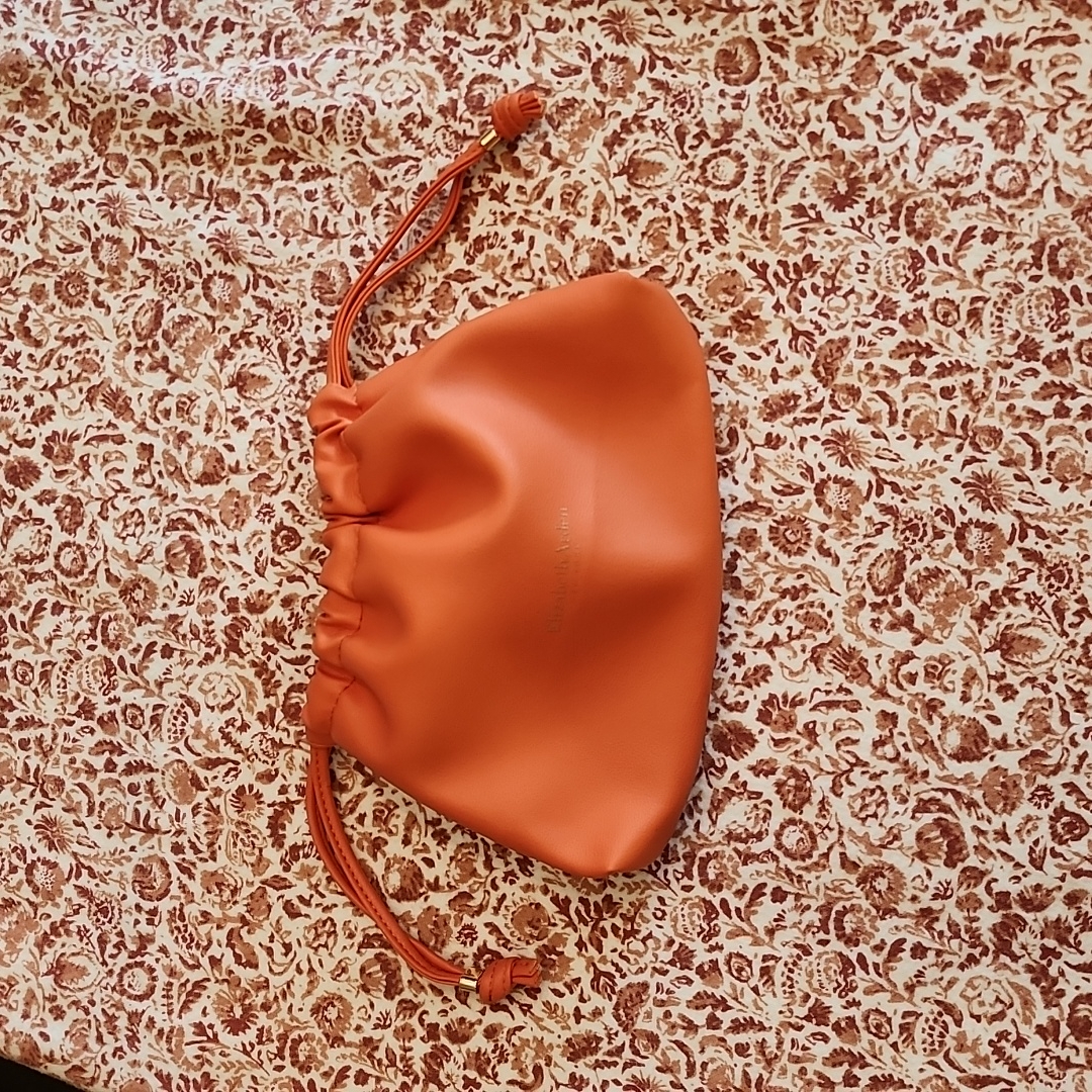 Elizabeth Arden Makeup Bag